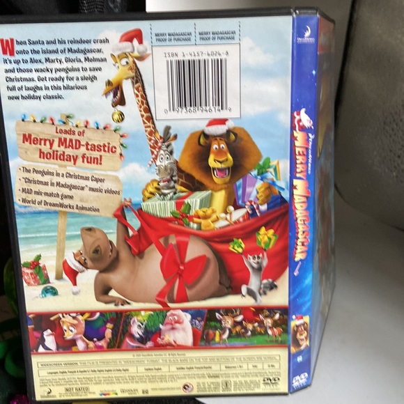 Merry Madagascar DVD & Penguins in a Christmas Caper - Picture 4 of 4